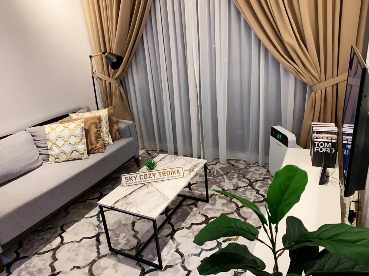 Sky Cozy Troika Residence, 1 Bedroom 4-6 Pax, 2 Bedrooms 6-8 Pax, Pool Vew, Sky & City View, Free Parking, Pool, Unlimited Wifi & Netflix كوتا بْهارو المظهر الخارجي الصورة
