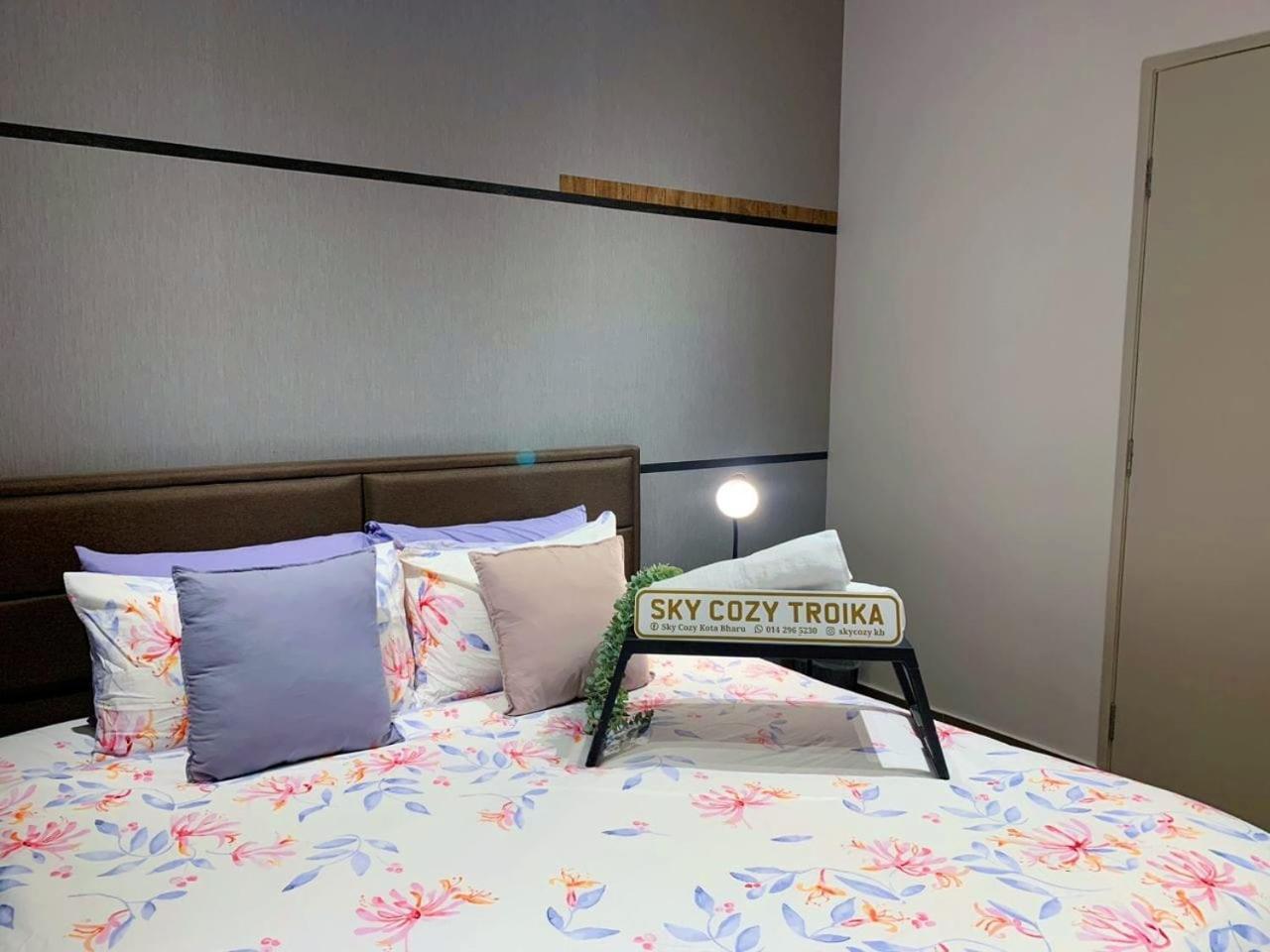 Sky Cozy Troika Residence, 1 Bedroom 4-6 Pax, 2 Bedrooms 6-8 Pax, Pool Vew, Sky & City View, Free Parking, Pool, Unlimited Wifi & Netflix كوتا بْهارو المظهر الخارجي الصورة