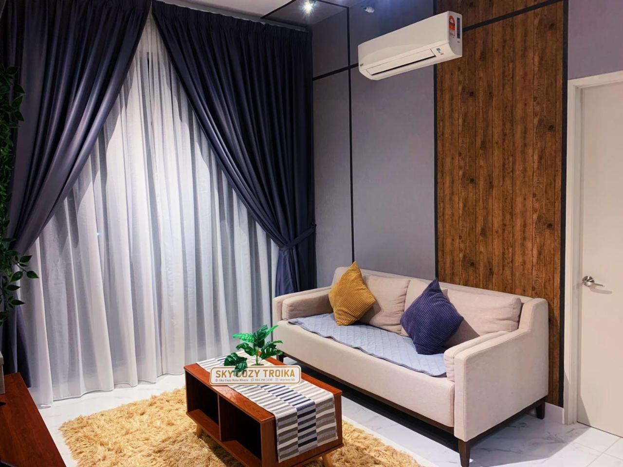 Sky Cozy Troika Residence, 1 Bedroom 4-6 Pax, 2 Bedrooms 6-8 Pax, Pool Vew, Sky & City View, Free Parking, Pool, Unlimited Wifi & Netflix كوتا بْهارو المظهر الخارجي الصورة